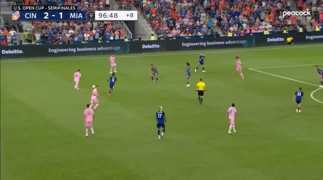 Messi Assist #359