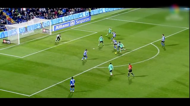 Messi Goal #178 vs Hercules Alicante
