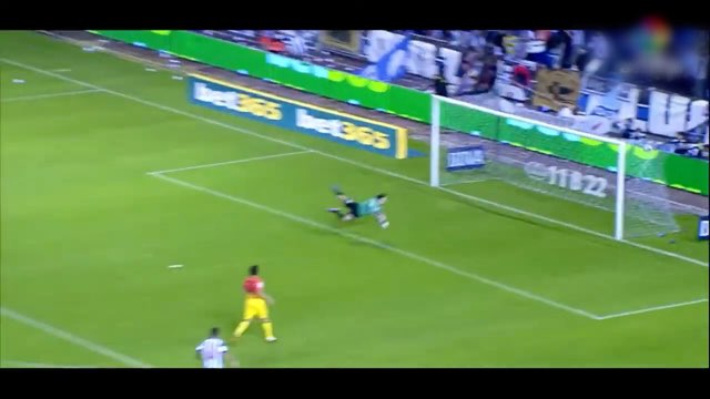 Messi Goal #297 vs Deportivo La Coruña