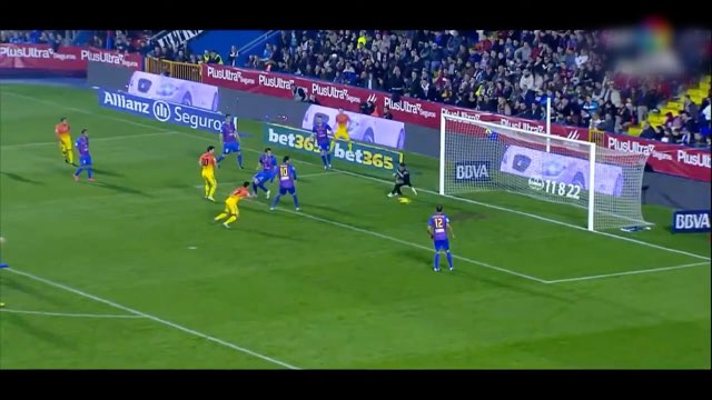 Messi Goal #310 vs Levante