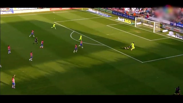 Messi Goal #437 vs Granada