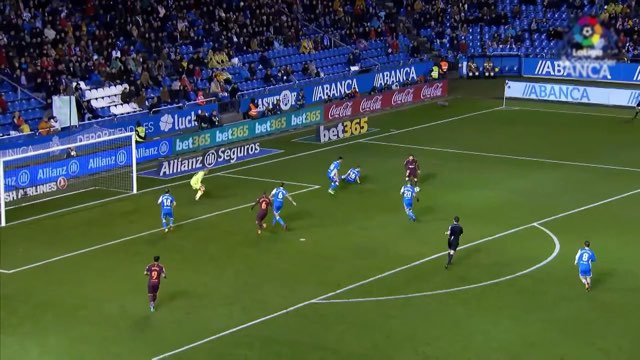 Messi Goal #610 vs Deportivo La Coruña